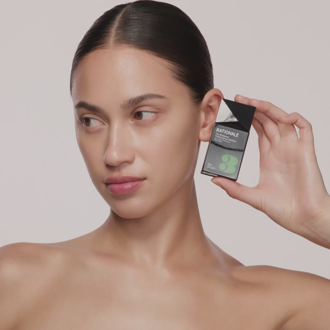 3 The Brilliance Tinted Serum How to Video Image 4