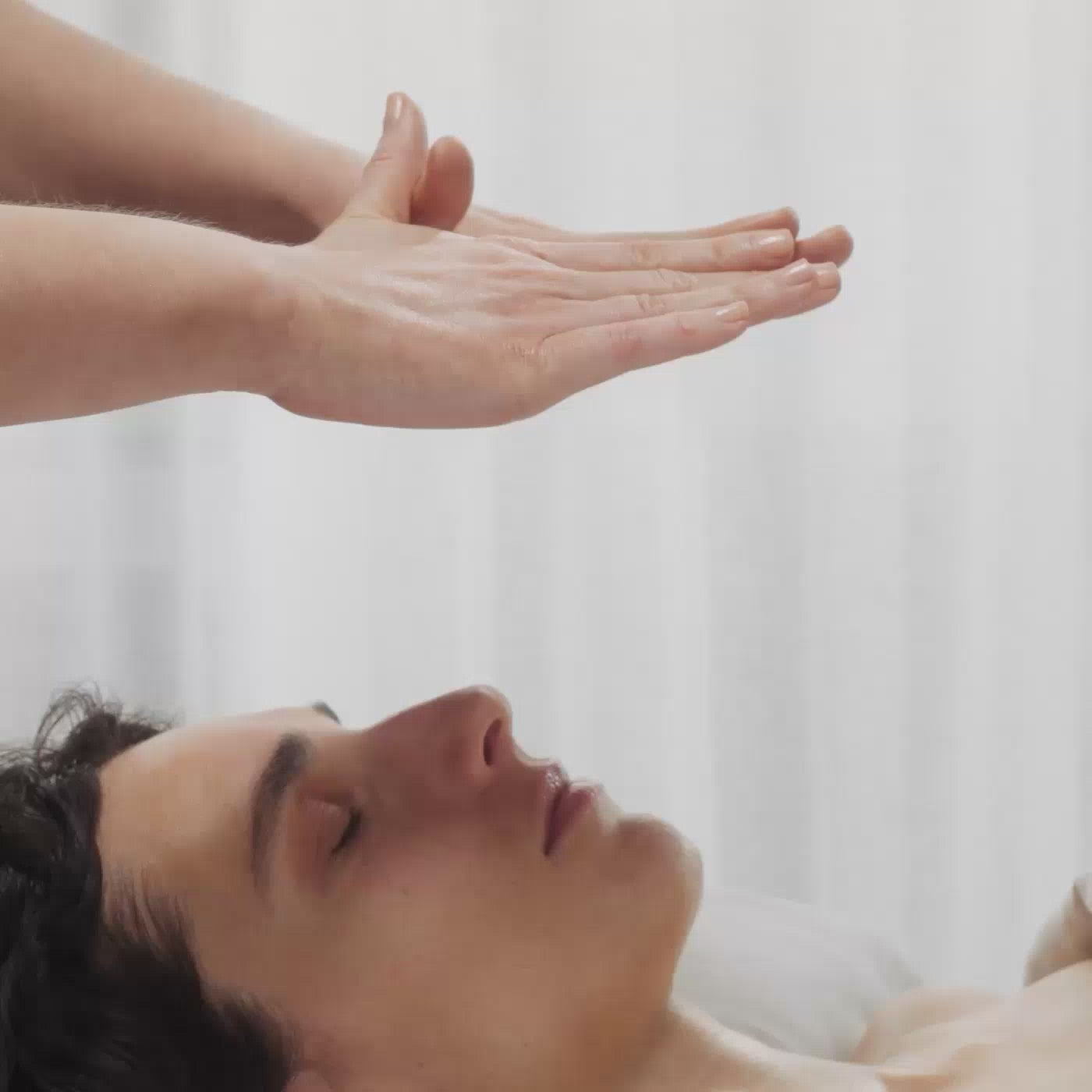 Experience the restorative calming facial, a hands on, non-invasive treatment for redness and sensisitivity.